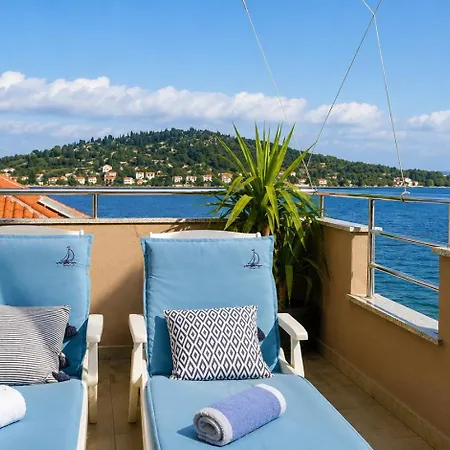 Apartment Lola's Place - Beachfront Terrace And Sea View Kali